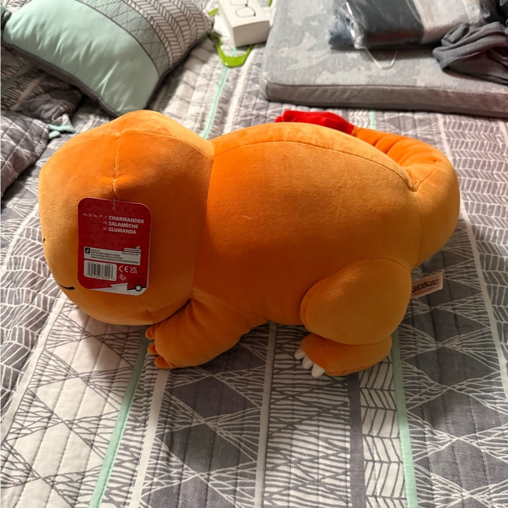 Pokémon x Jazwares Sleeping Charmander 18” Plush Toy - New With Tags - Picture 5 of 10